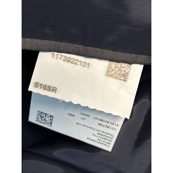 Hugo Boss Mens Navy Two-Button Blazer Jacket 46R Slim Fit Wool Blend Classic Sty - Picture 8 of 15